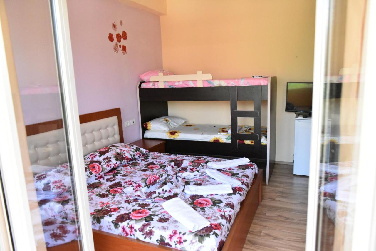 Hotel Kriti Max , Shengjin Shëngjin מראה חיצוני תמונה