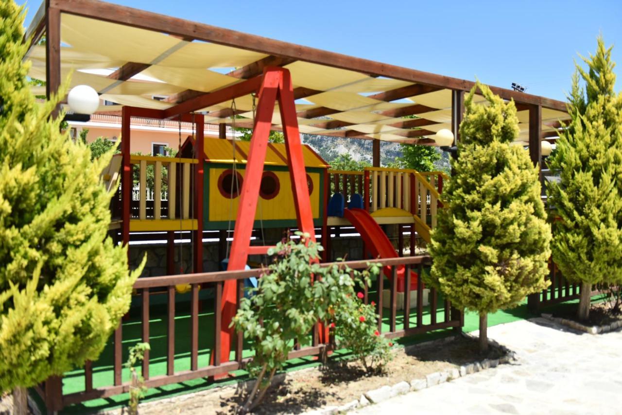 Hotel Kriti Max , Shengjin Shëngjin מראה חיצוני תמונה
