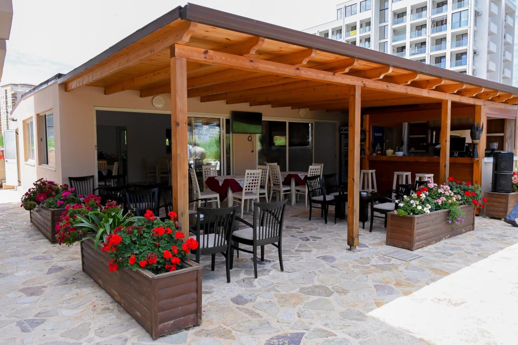 Hotel Kriti Max , Shengjin Shëngjin מראה חיצוני תמונה