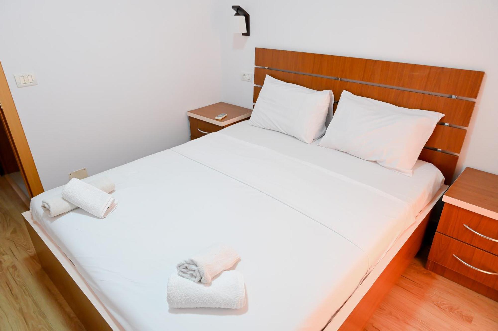 Hotel Kriti Max , Shengjin Shëngjin מראה חיצוני תמונה