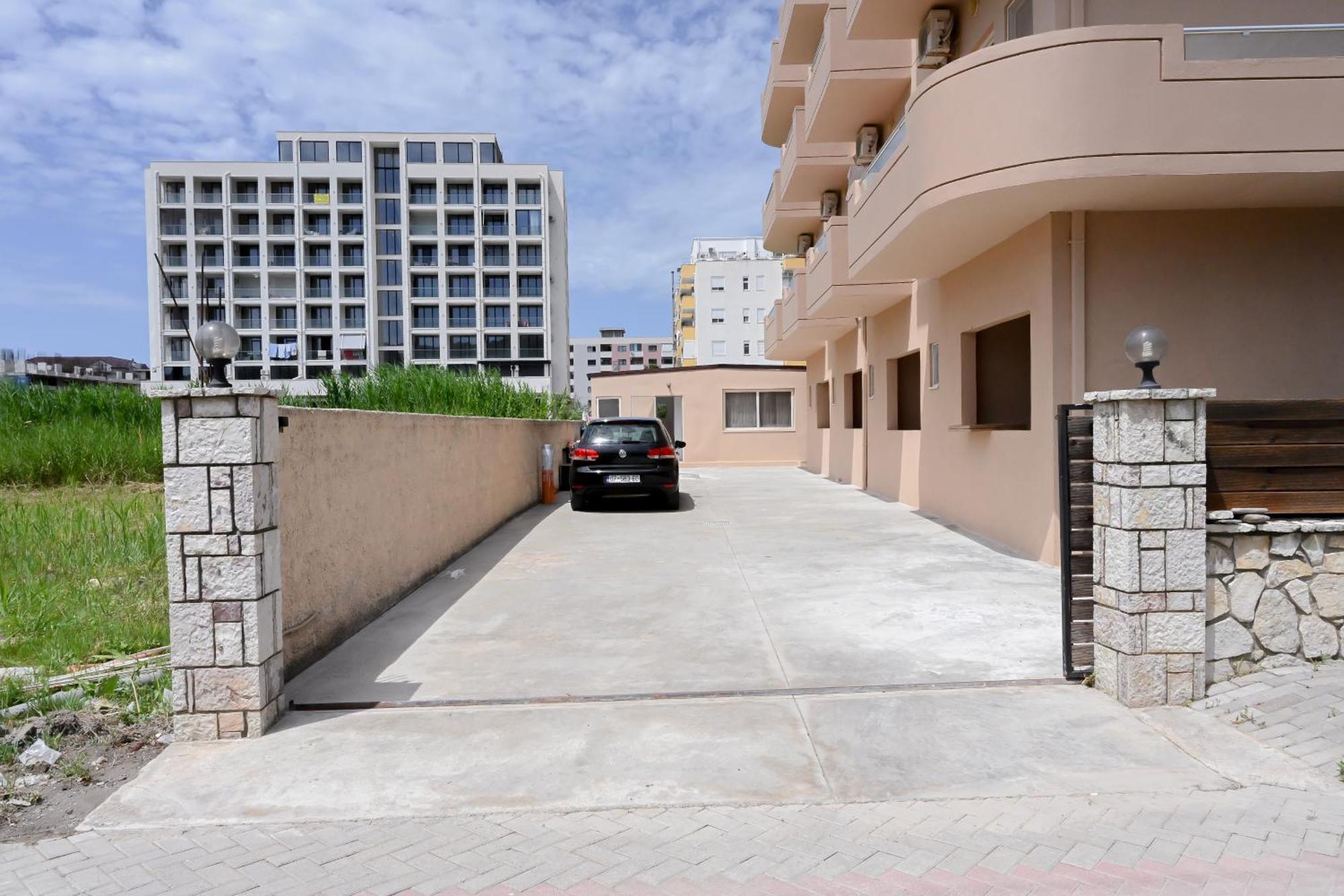 Hotel Kriti Max , Shengjin Shëngjin מראה חיצוני תמונה