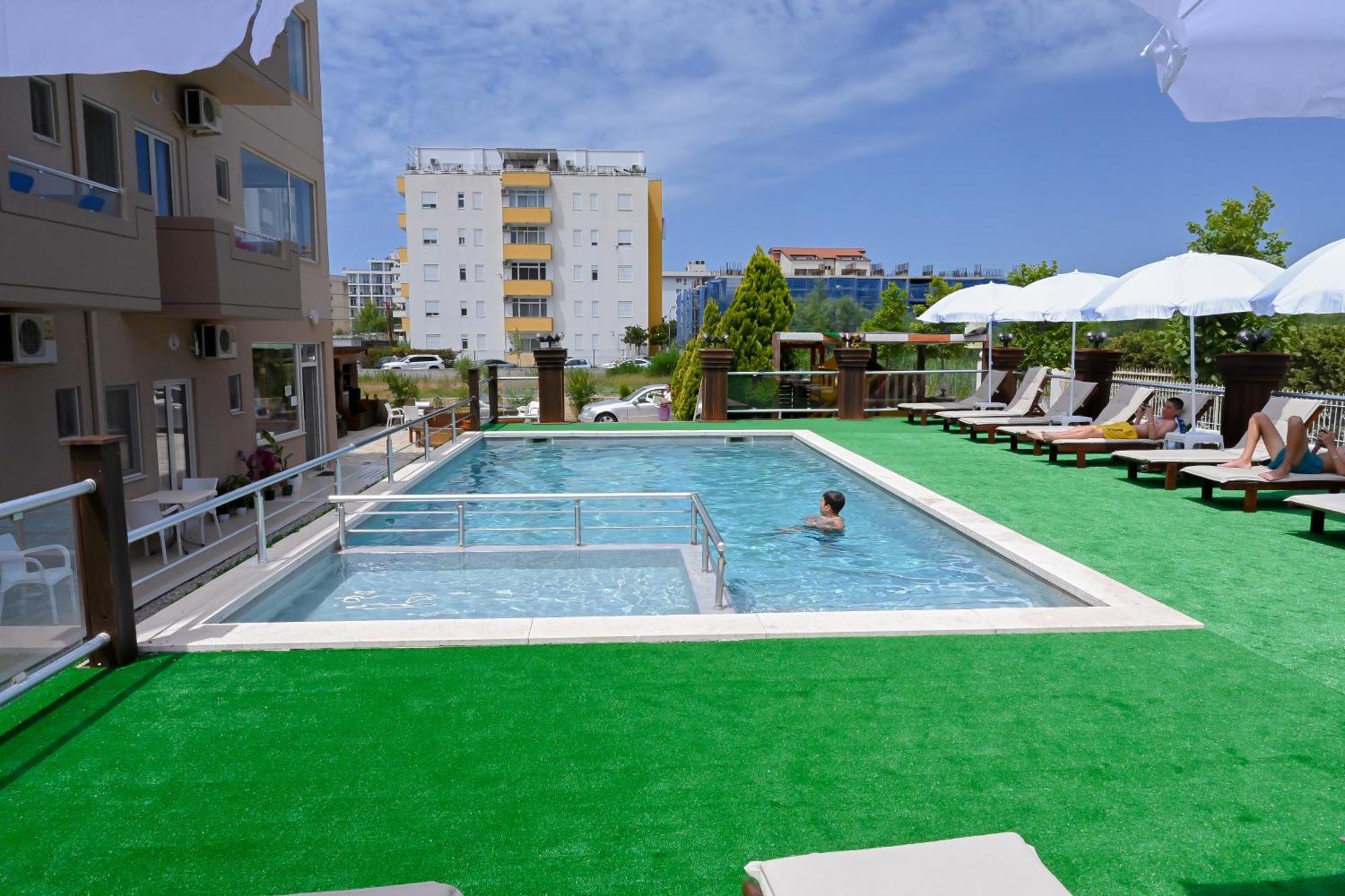 Hotel Kriti Max , Shengjin Shëngjin מראה חיצוני תמונה